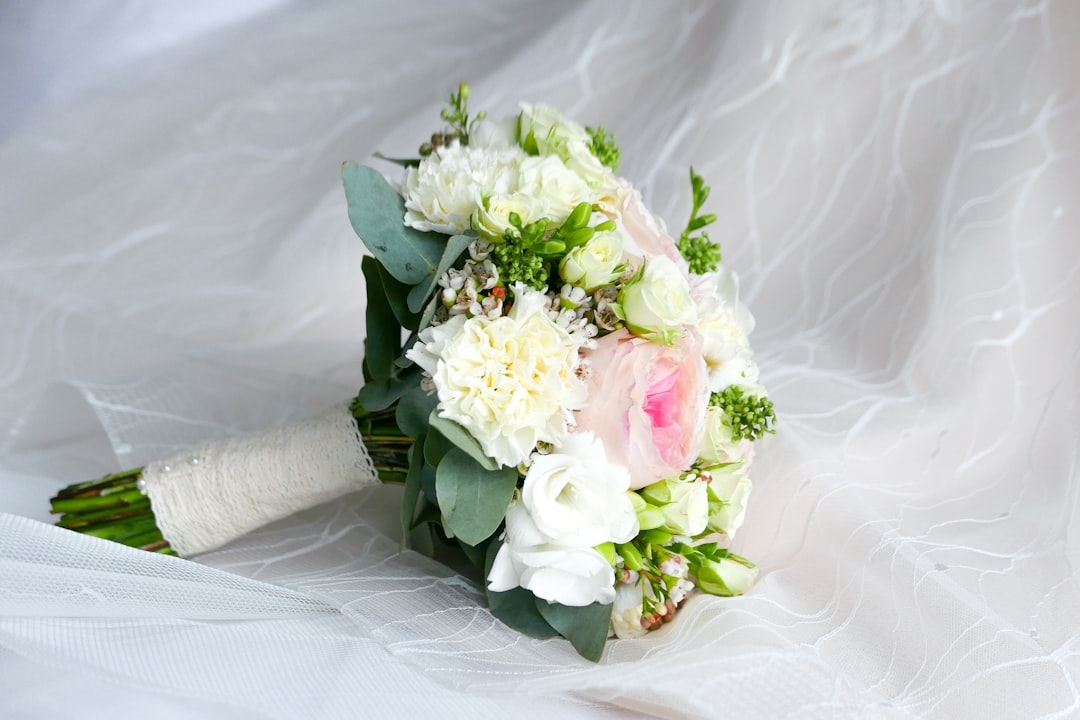 Cheapest months to buy wedding flowers