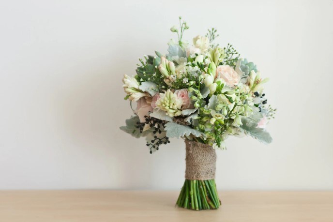 Cultural Anniversary Flowers from Around the World and Their Unique Meanings
